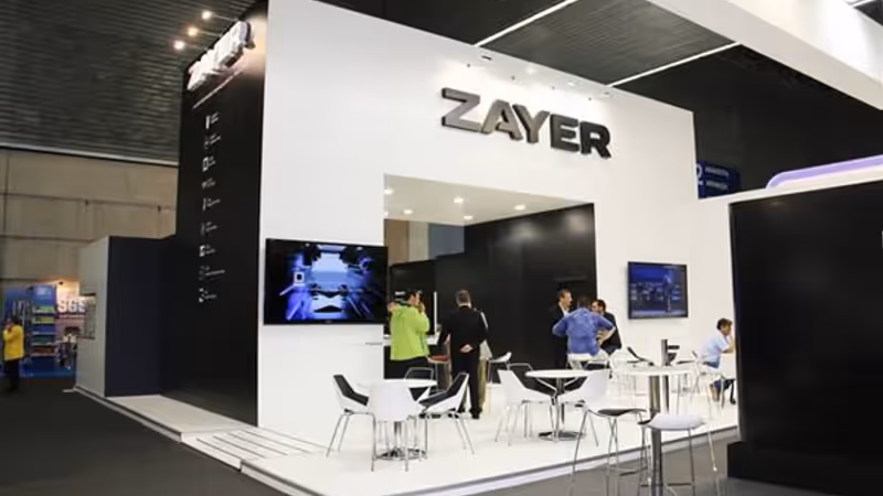 Montaje de stand a medida en carpintería de madera para Zayer en BIEMH Bilbao 2014
